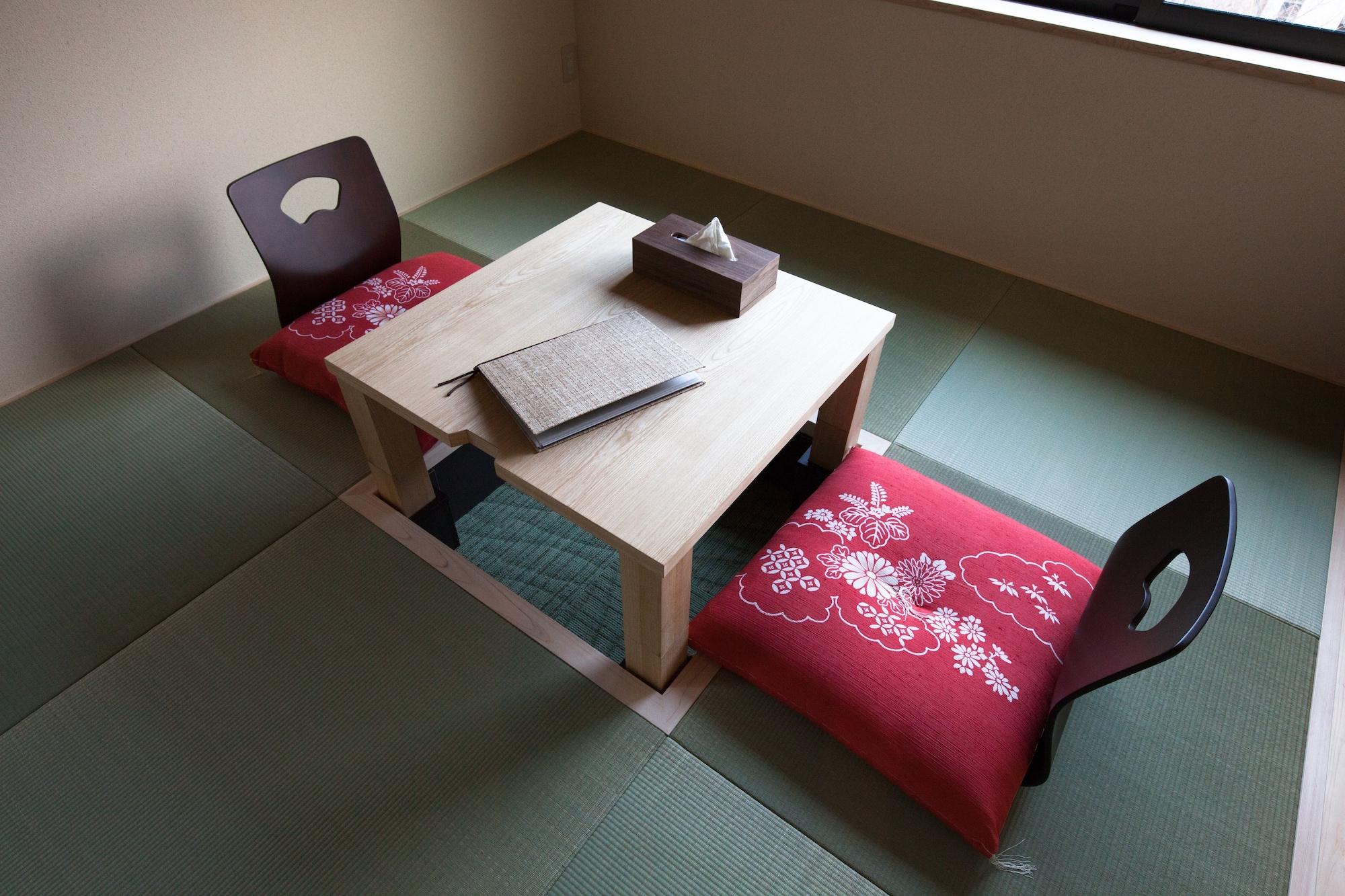 Kyoto Guest Inn Nagaokakyo ภายนอก รูปภาพ