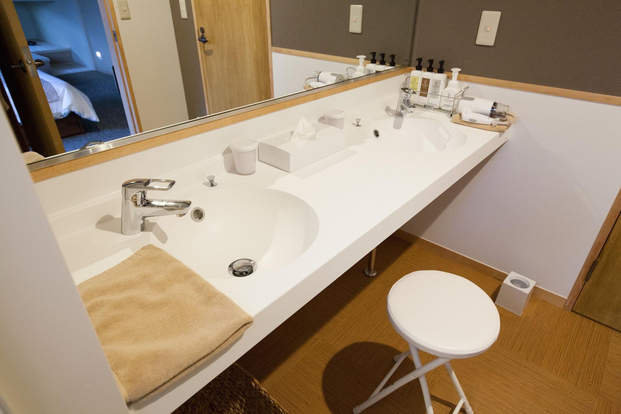 Kyoto Guest Inn Nagaokakyo ภายนอก รูปภาพ