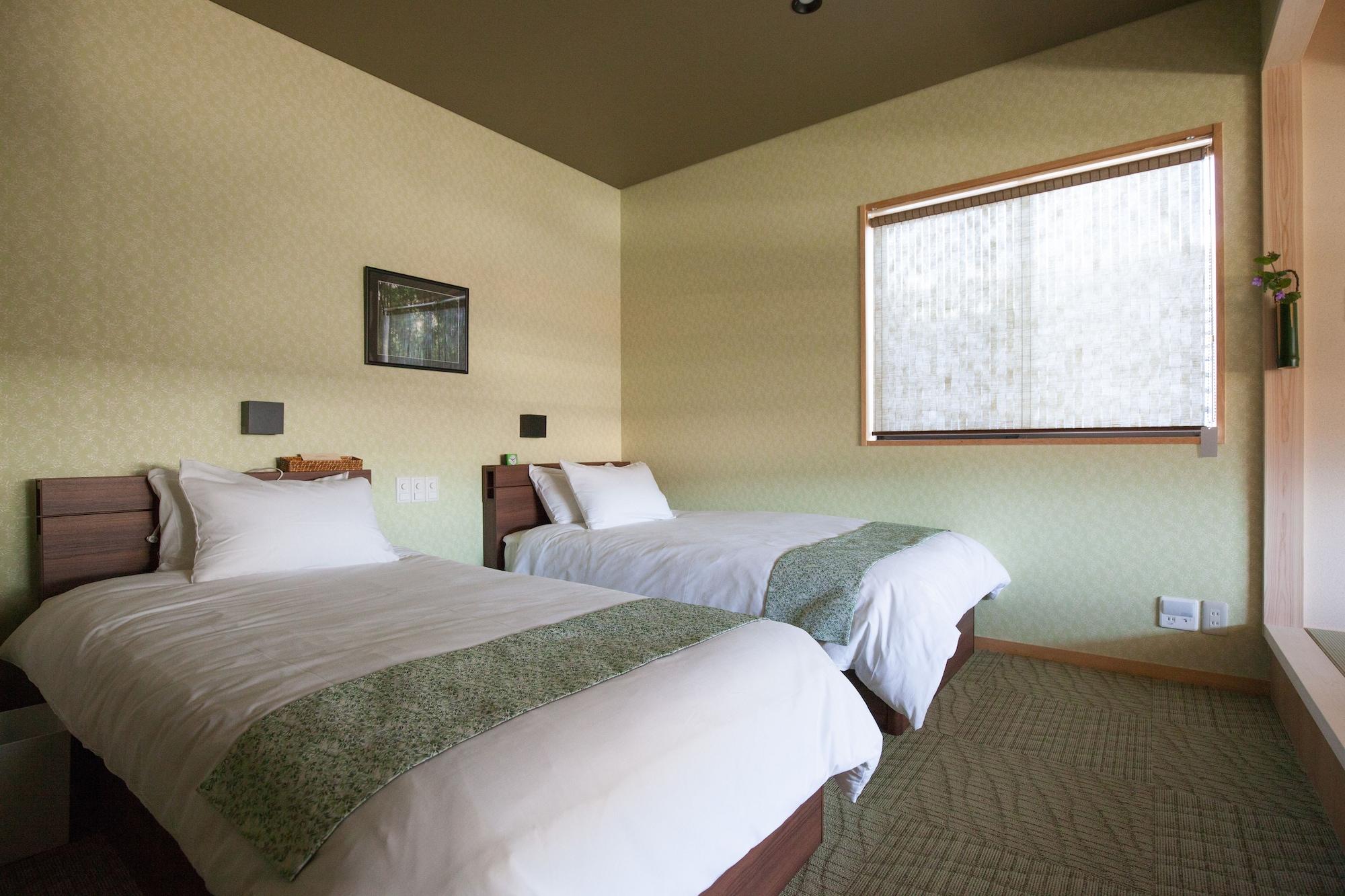 Kyoto Guest Inn Nagaokakyo ภายนอก รูปภาพ